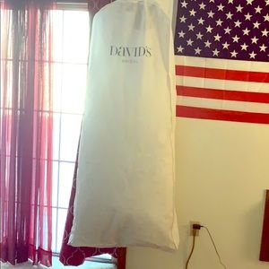 Oleg Cassini Wedding dress